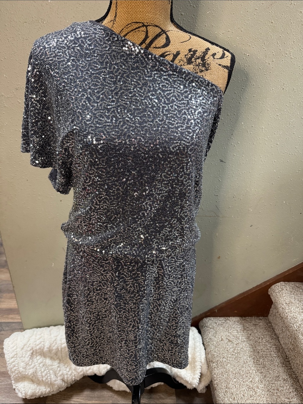 Express Silver Sequin One Shoulder Bodycon Dress